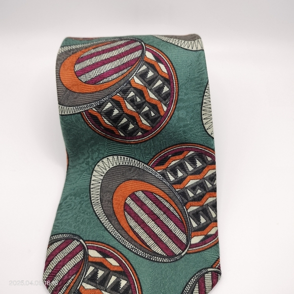 Robert Talbott Tie Best of Class for Nordstrom All Silk Green Geometric Necktie - Picture 9 of 9